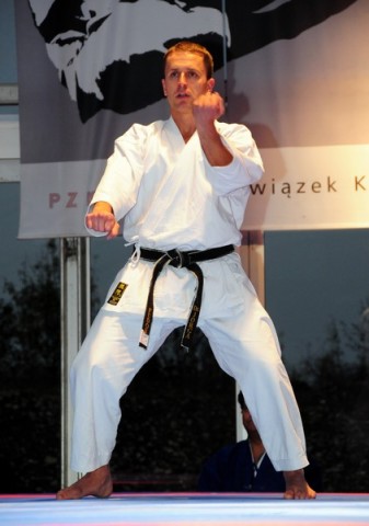KI MUGEN black label white karate uniform